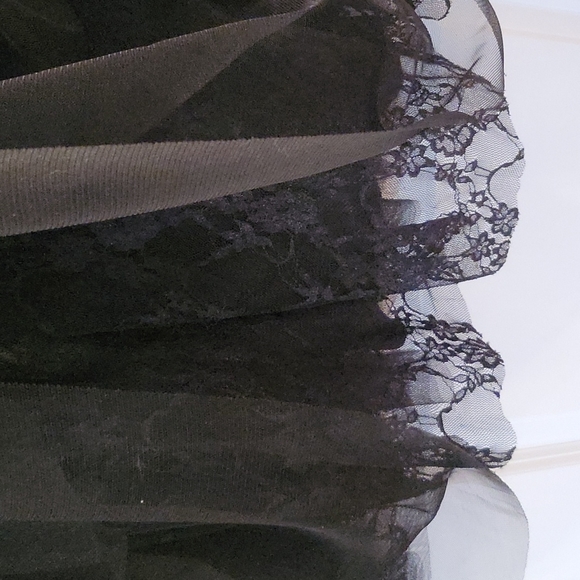 Skirt - Picture 3 of 3